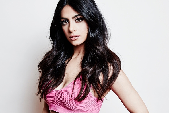 2016 Winter TCA Tour Portraits emeraude toubia 39306579 594 396