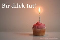 A5cf5b4a7d56fab3c1f7ea8c03e96e15  birthday cupcakes gif